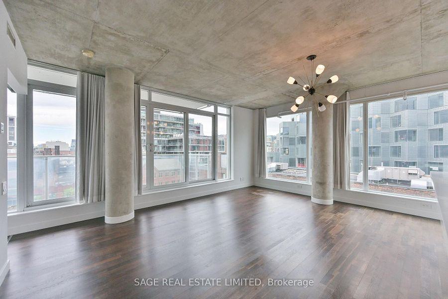 75 Portland St - Photo 3