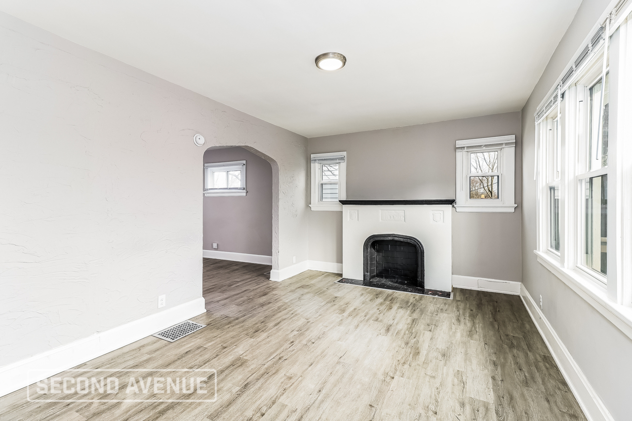 3157 Sunshine Ave - Photo 4 of 23