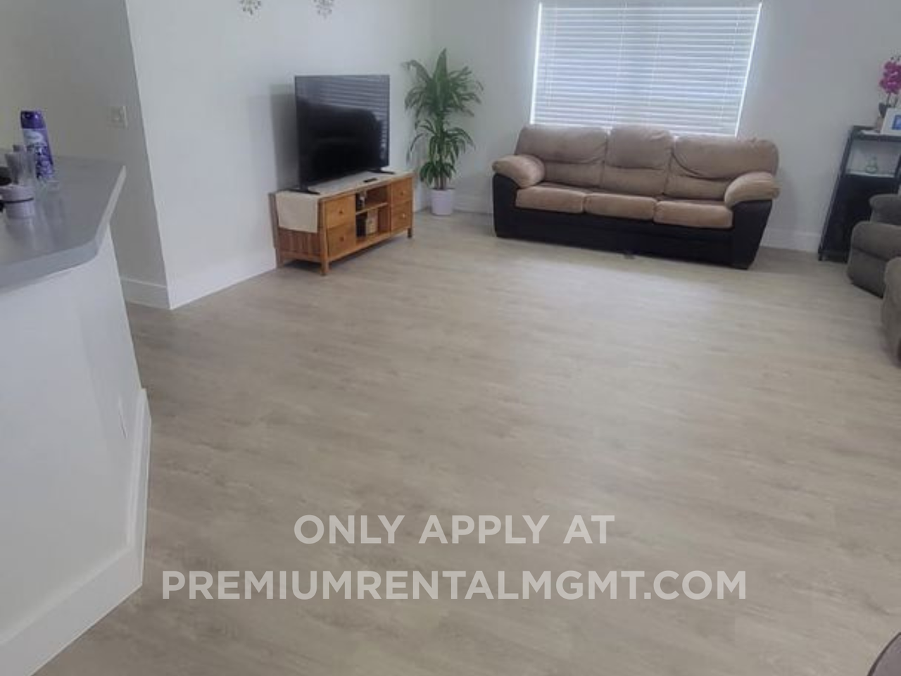 7616 Pine Nest Ct - Photo 2 of 19