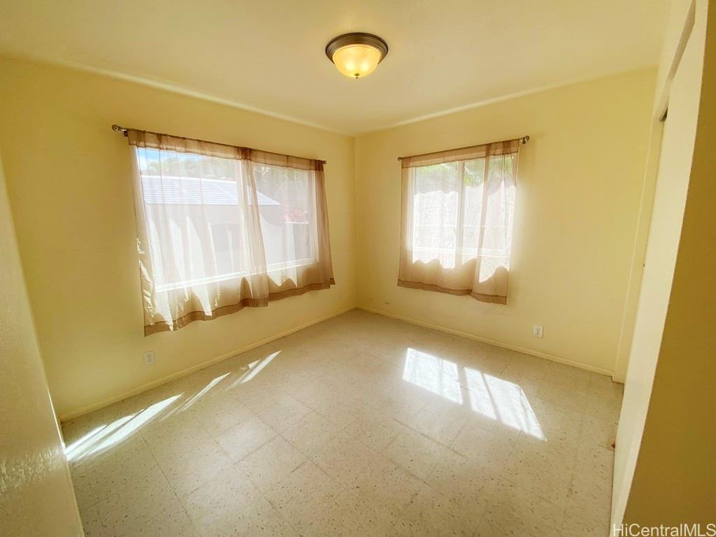 670 Hunalewa St #A - Photo 7 of 13