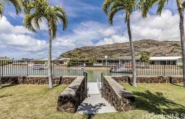 664 Kumukahi Pl - Photo 2 of 10
