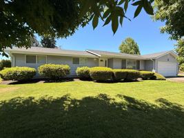 featured image of 2148 Grove St