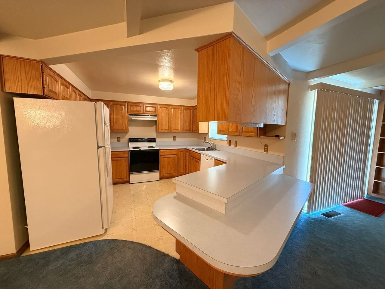 2148 Grove St - Photo 7 of 26