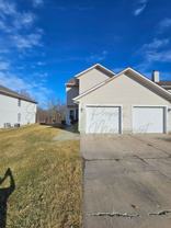 107 NE Sunshine Street - Photo 1 of 1
