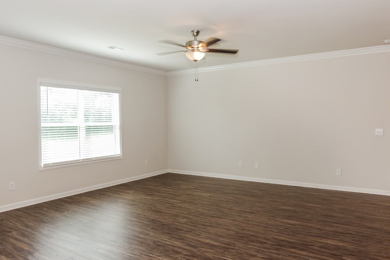 12847 Tallulah Dr - Photo 3 of 16