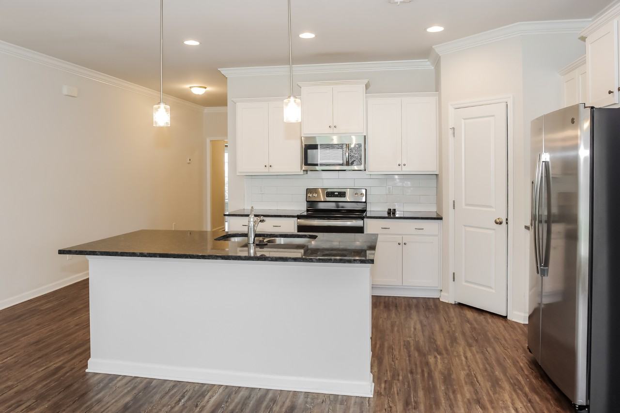 12847 Tallulah Dr - Photo 6 of 16