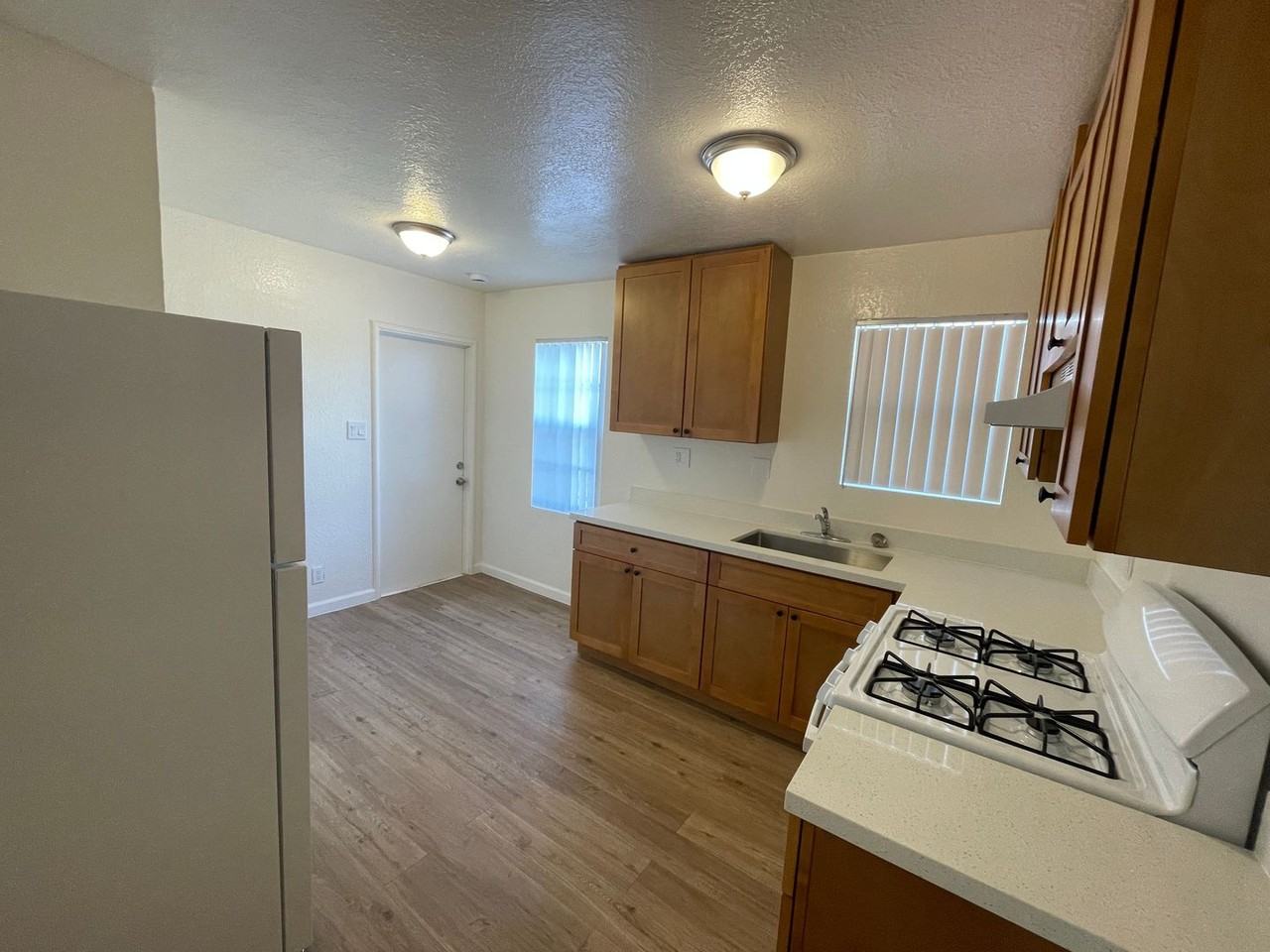 Garden Villas Apartment - Photo 4 of 50