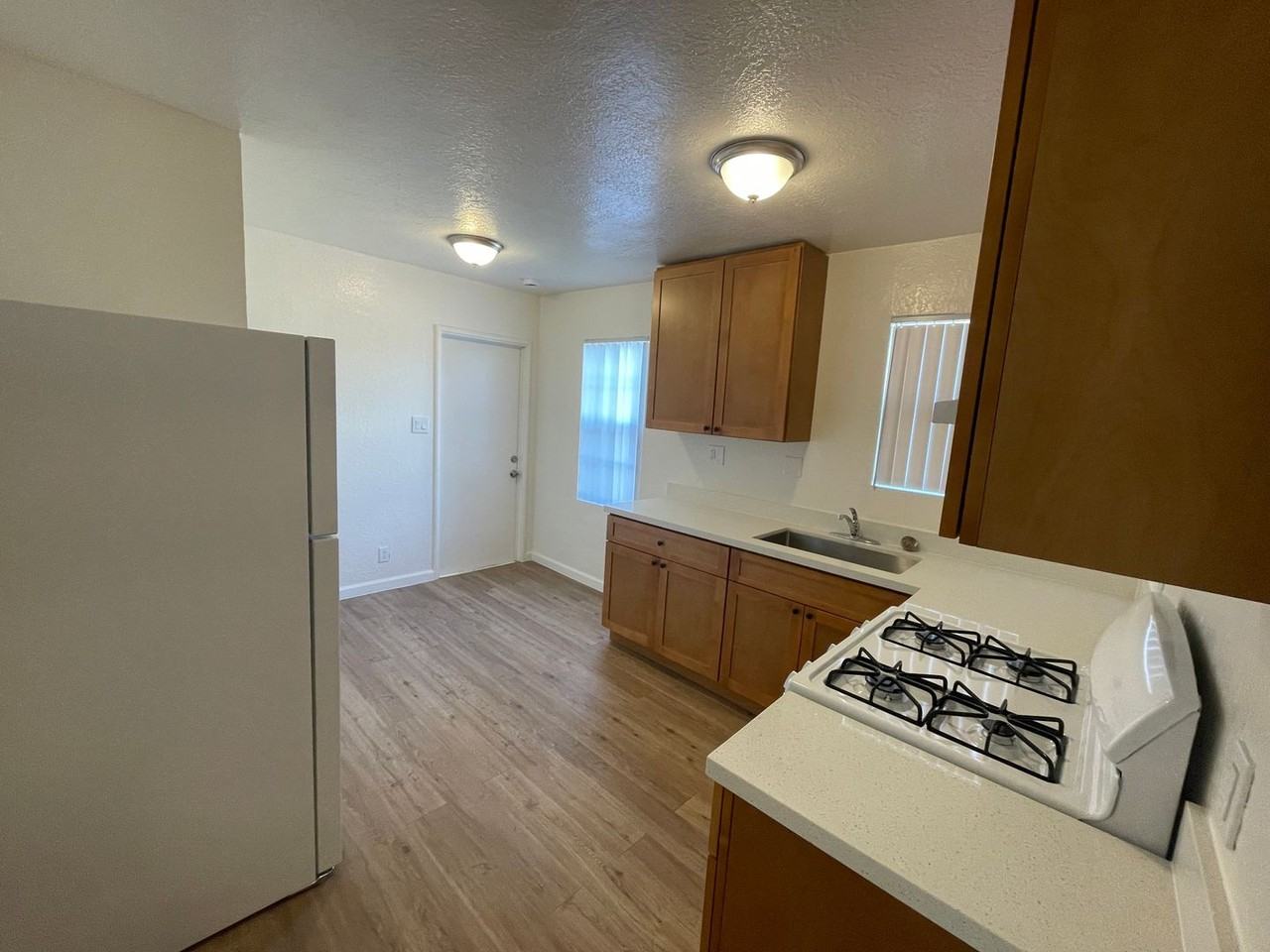 Garden Villas Apartment - Photo 5 of 50