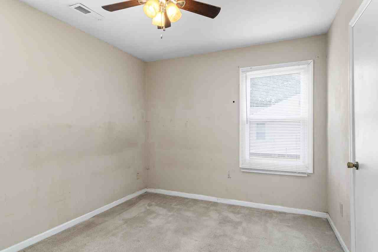 503 Woodfin Rd - Photo 3 of 20