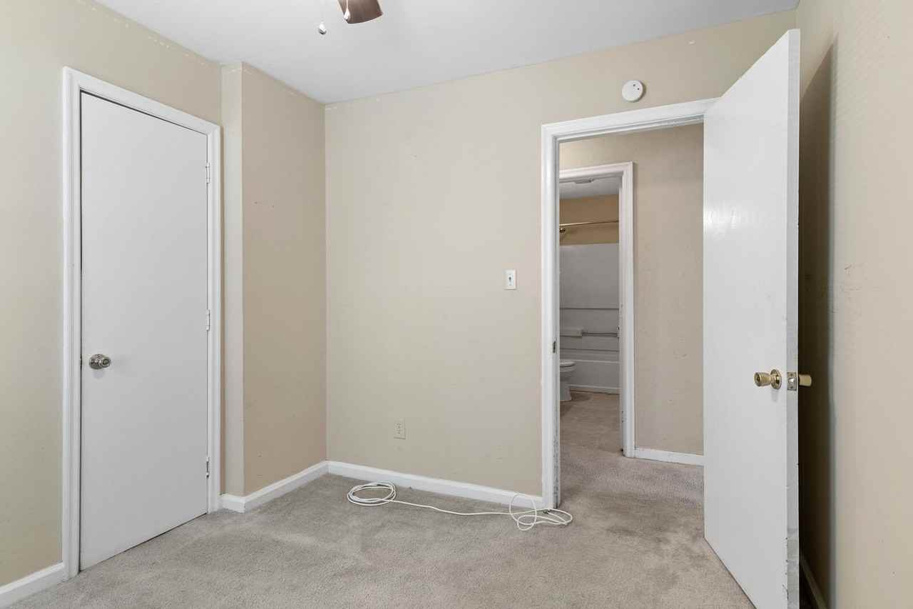 503 Woodfin Rd - Photo 6 of 20
