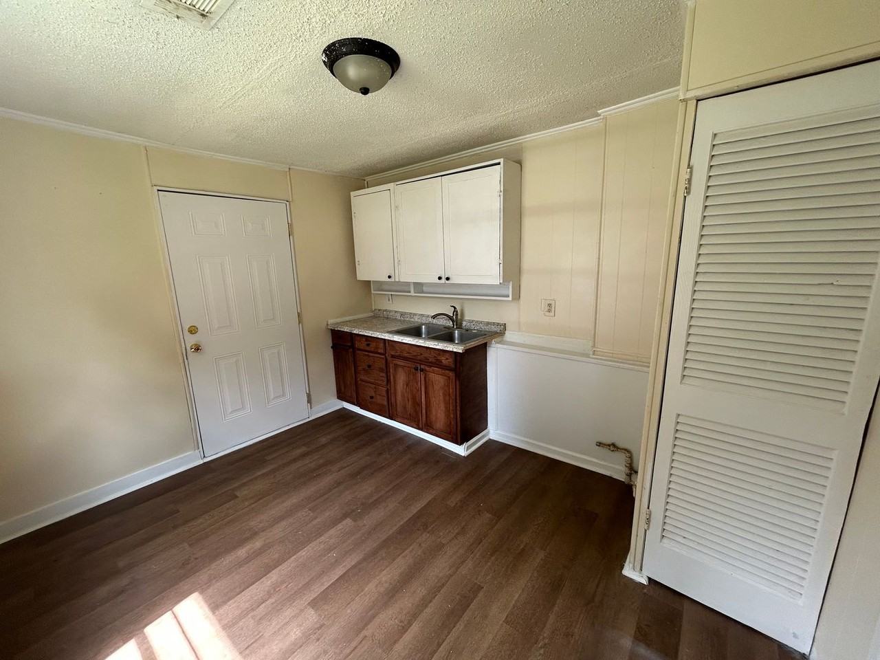 115 North Ave - Photo 3 of 9