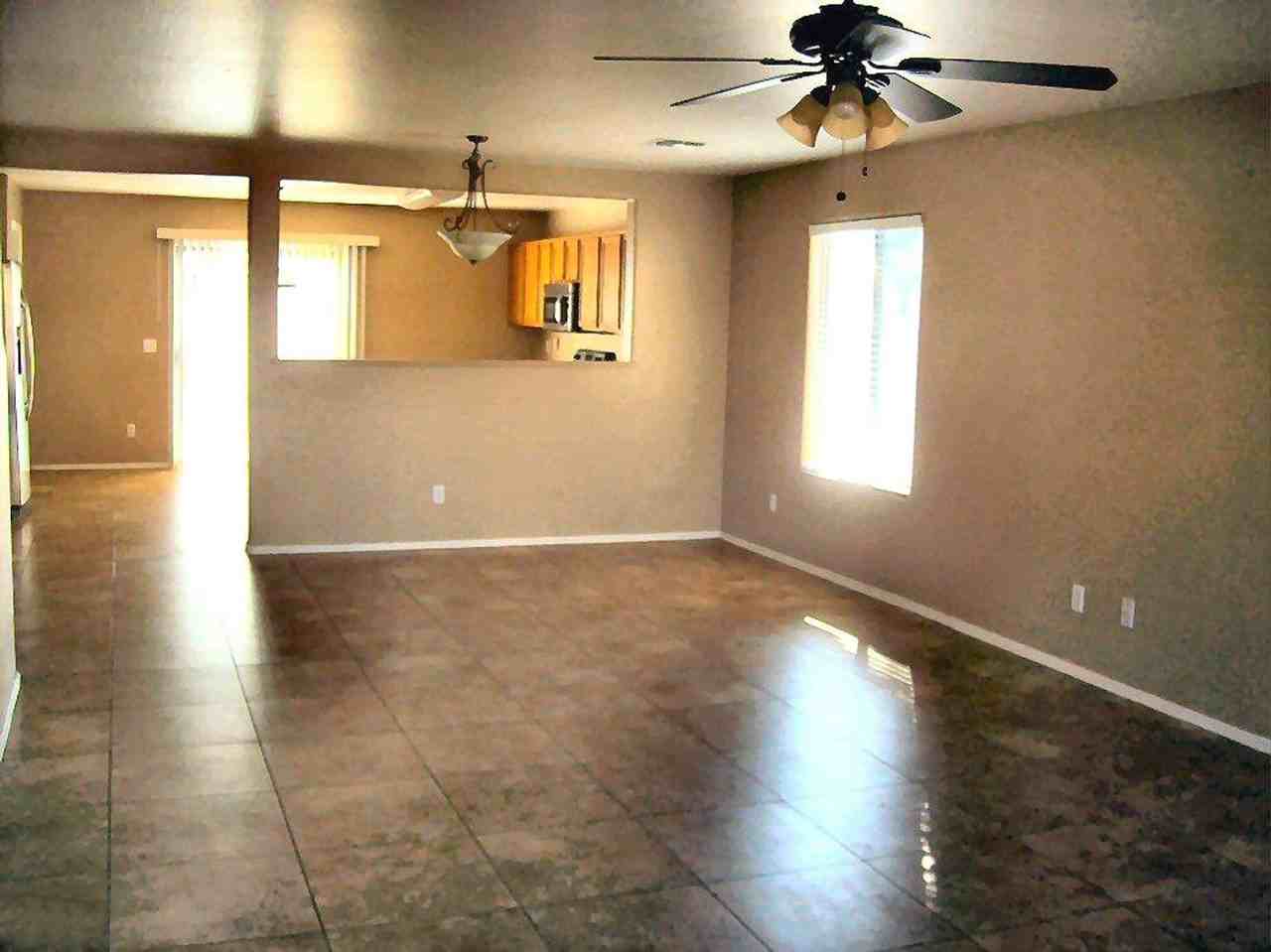 2333 E Meadow Lark Way - Photo 4 of 6