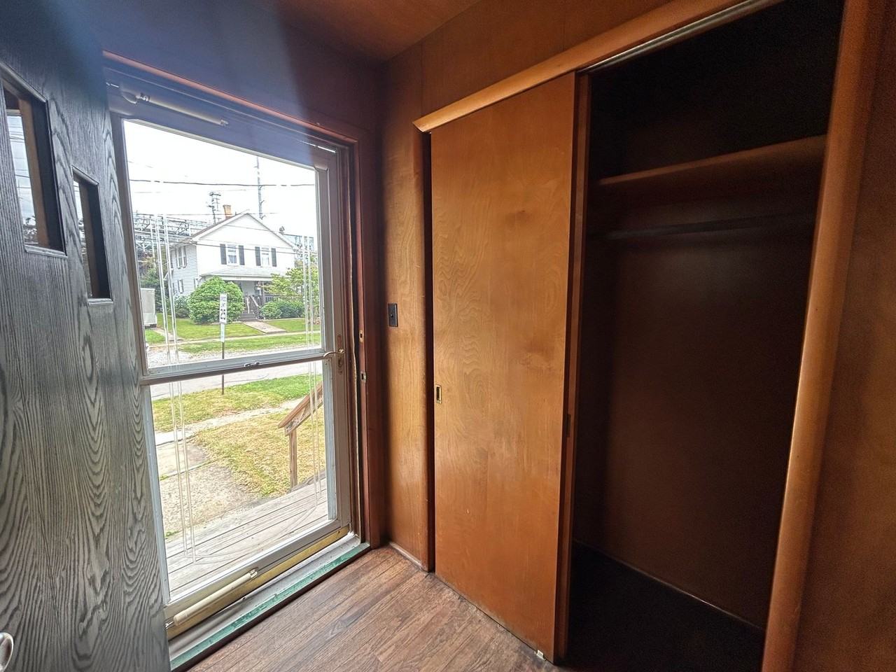 226 Park St - Photo 2 of 19