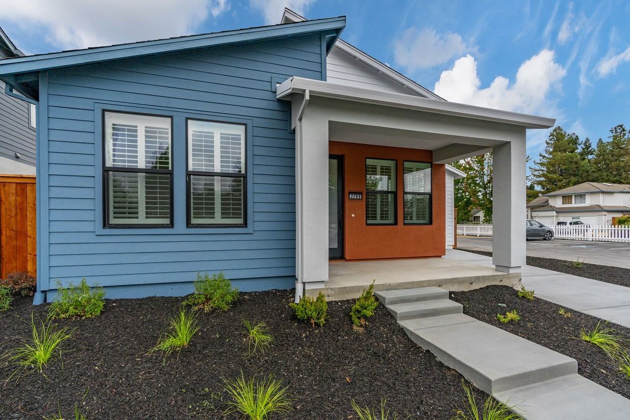 2269 San Miguel Ave - Photo 3 of 38