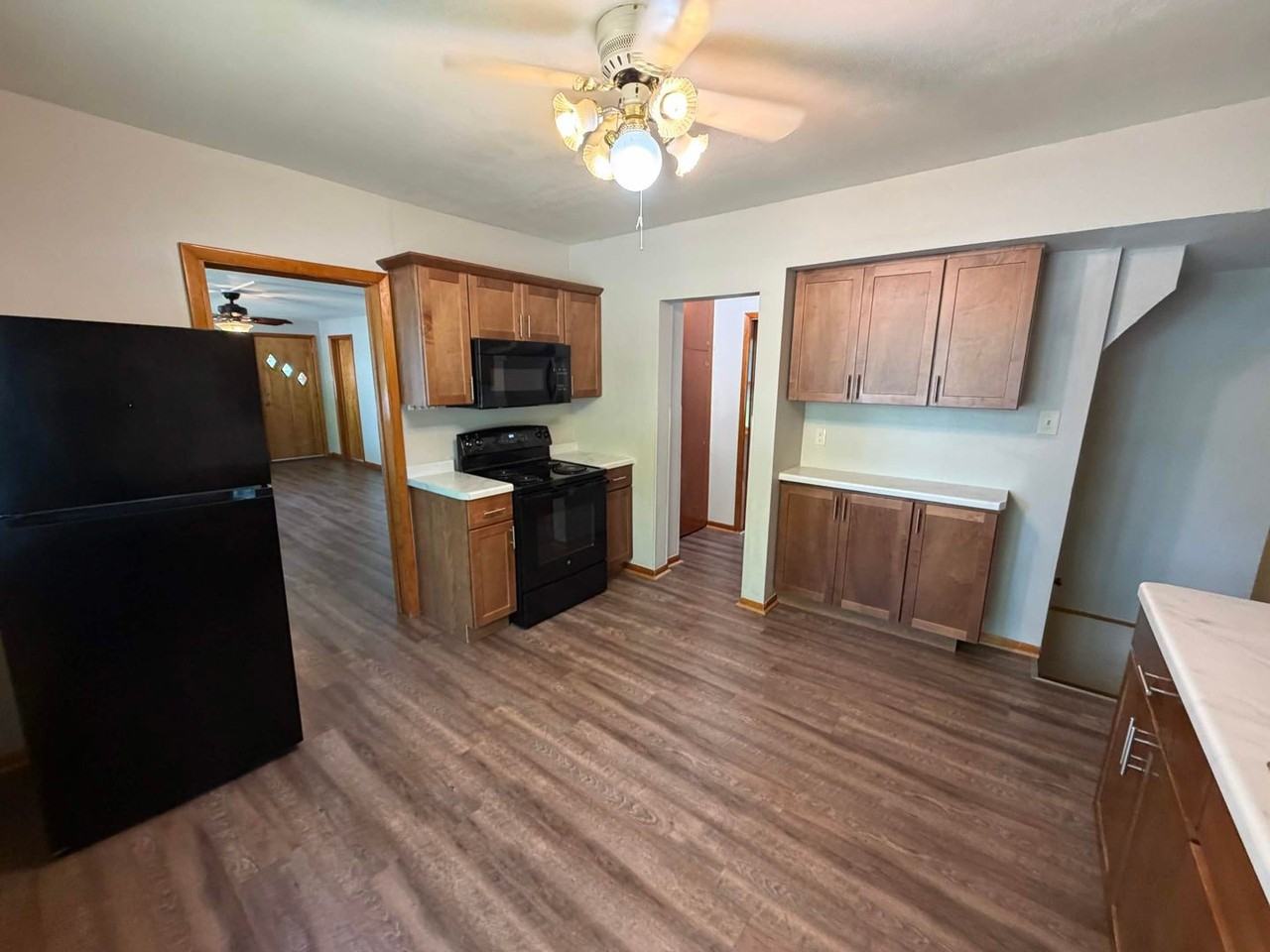 704 Gilbert St - Photo 2 of 19