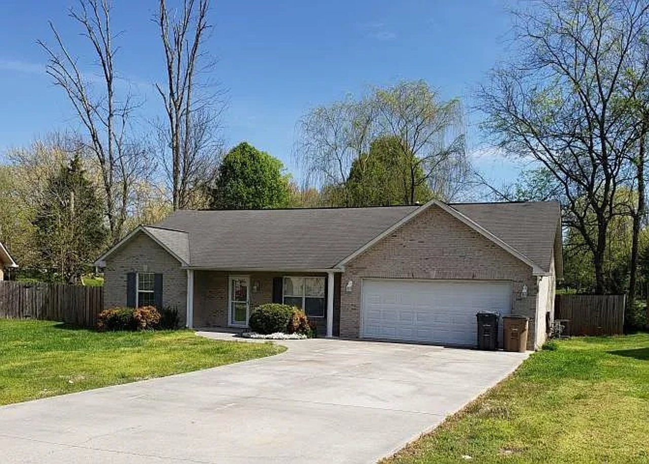 5508 Fenway Ln - Photo 3 of 26