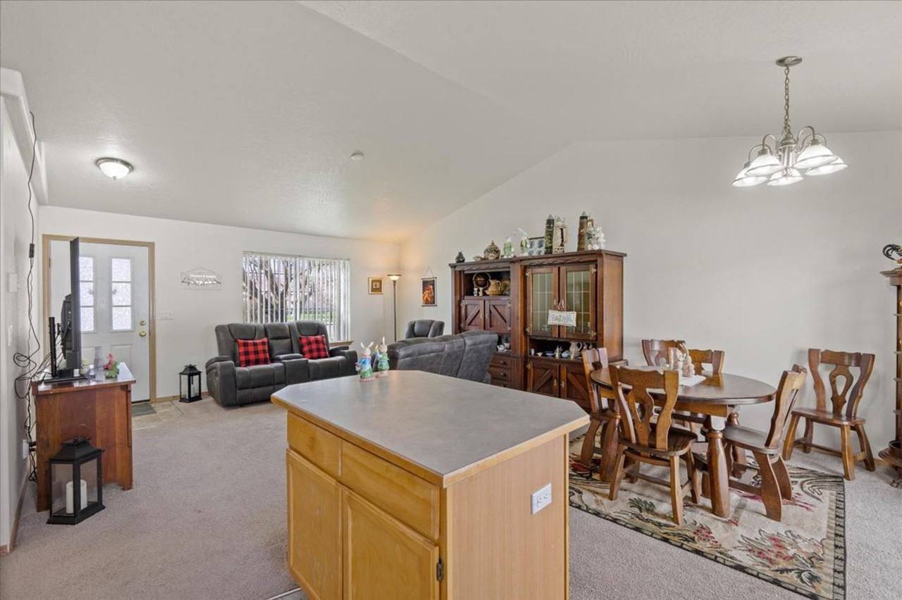 4937 W Palmwood Ln - Photo 7 of 24