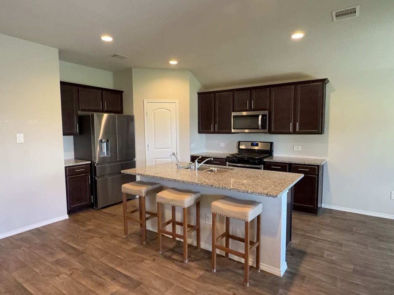 20378 Green Mountain Dr - Photo 2 of 19