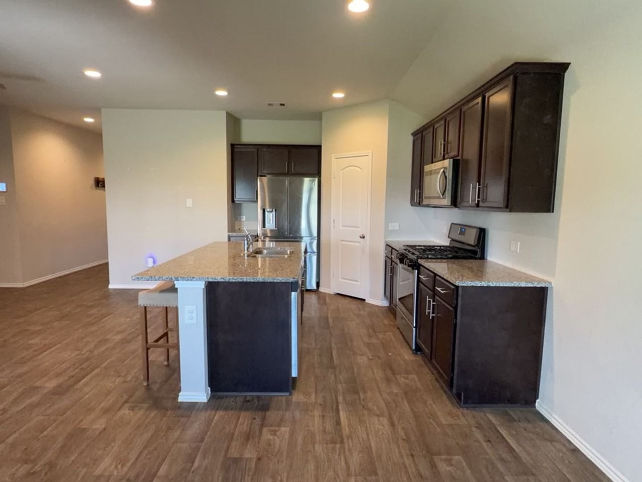 20378 Green Mountain Dr - Photo 3 of 19