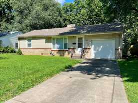 1860 S Robberson Ave - Photo 1 of 1