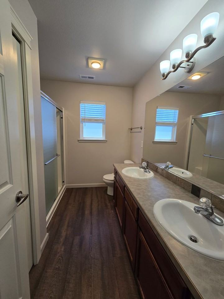 3807 Ryunkin St Se - Photo 7 of 25