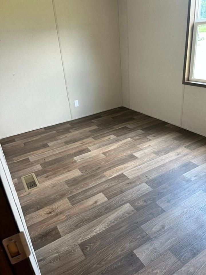 182 Zeb Rd - Photo 4 of 8