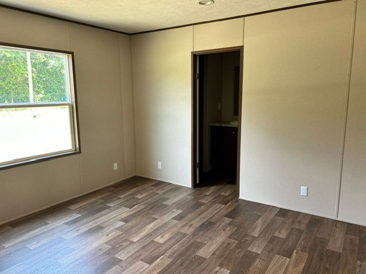 182 Zeb Rd - Photo 7 of 8