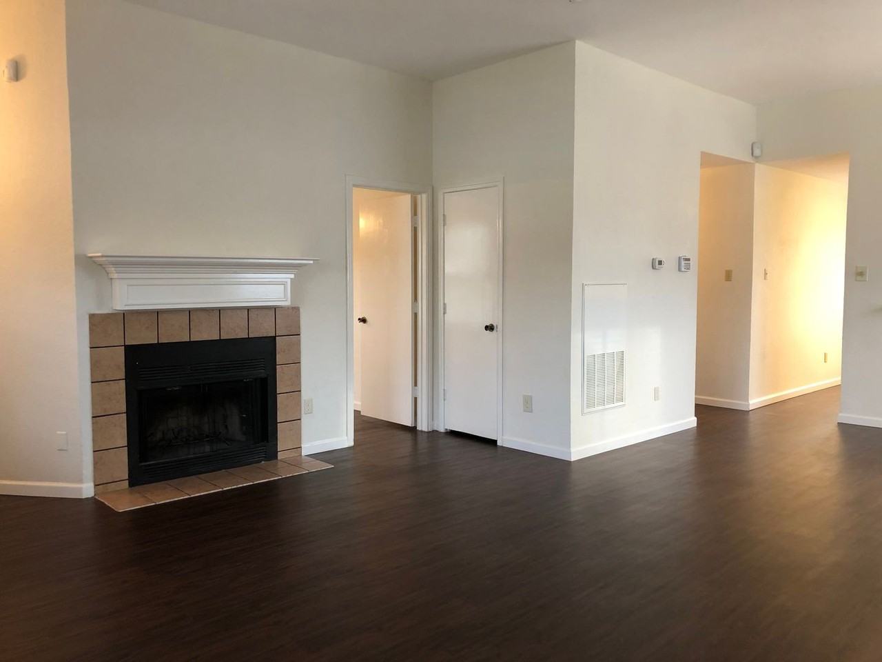 208 E Denton Dr - Photo 2 of 28