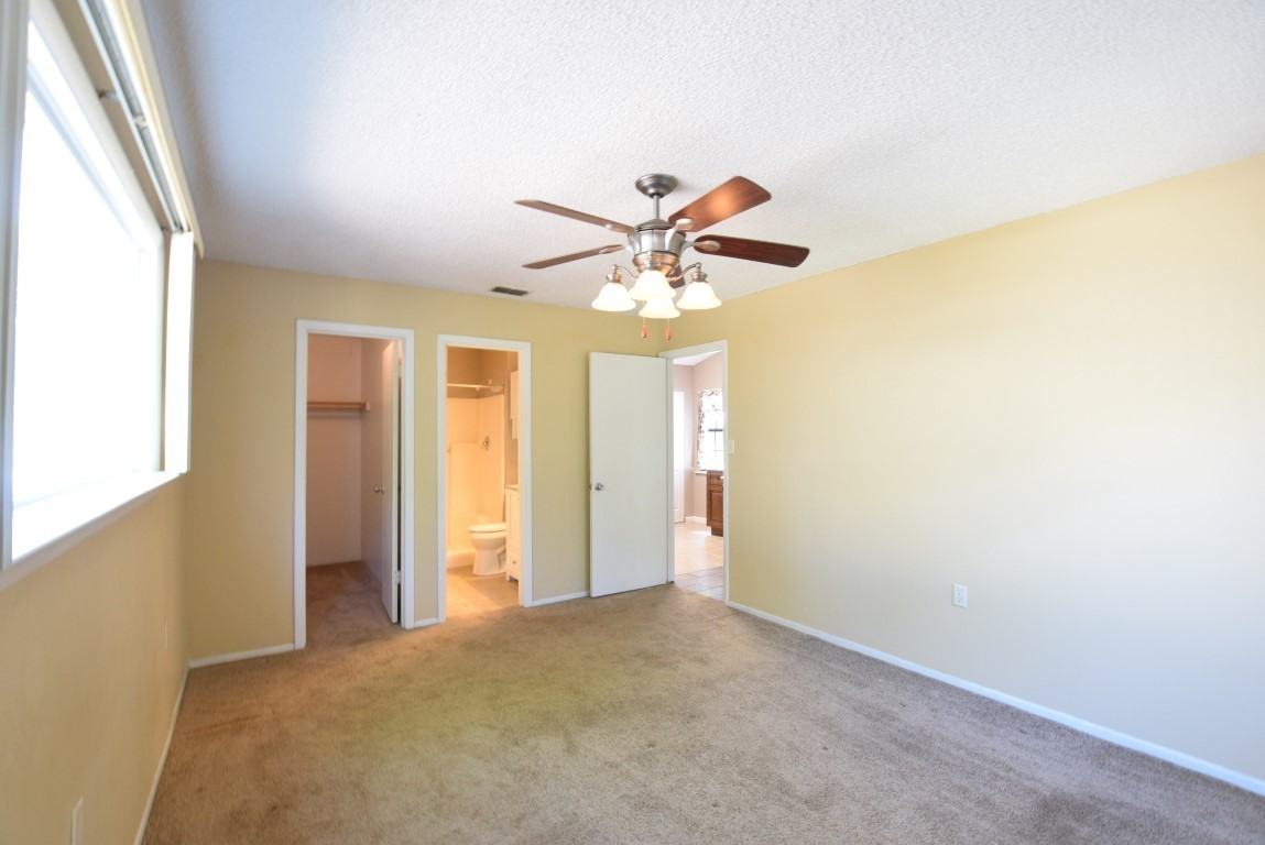 870 Farrington Dr - Photo 7 of 14