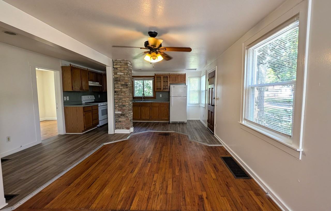 2311 Philo Ave - Photo 4 of 11