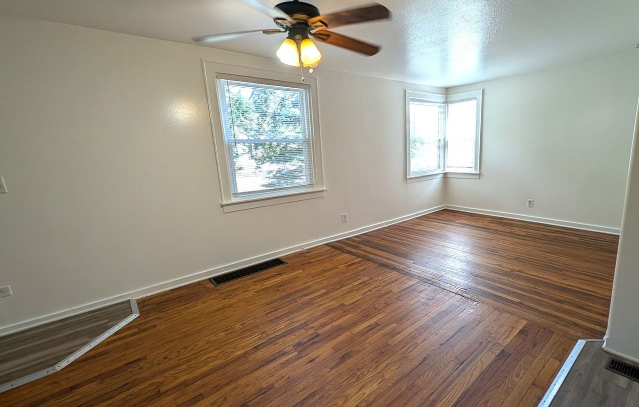 2311 Philo Ave - Photo 5 of 11