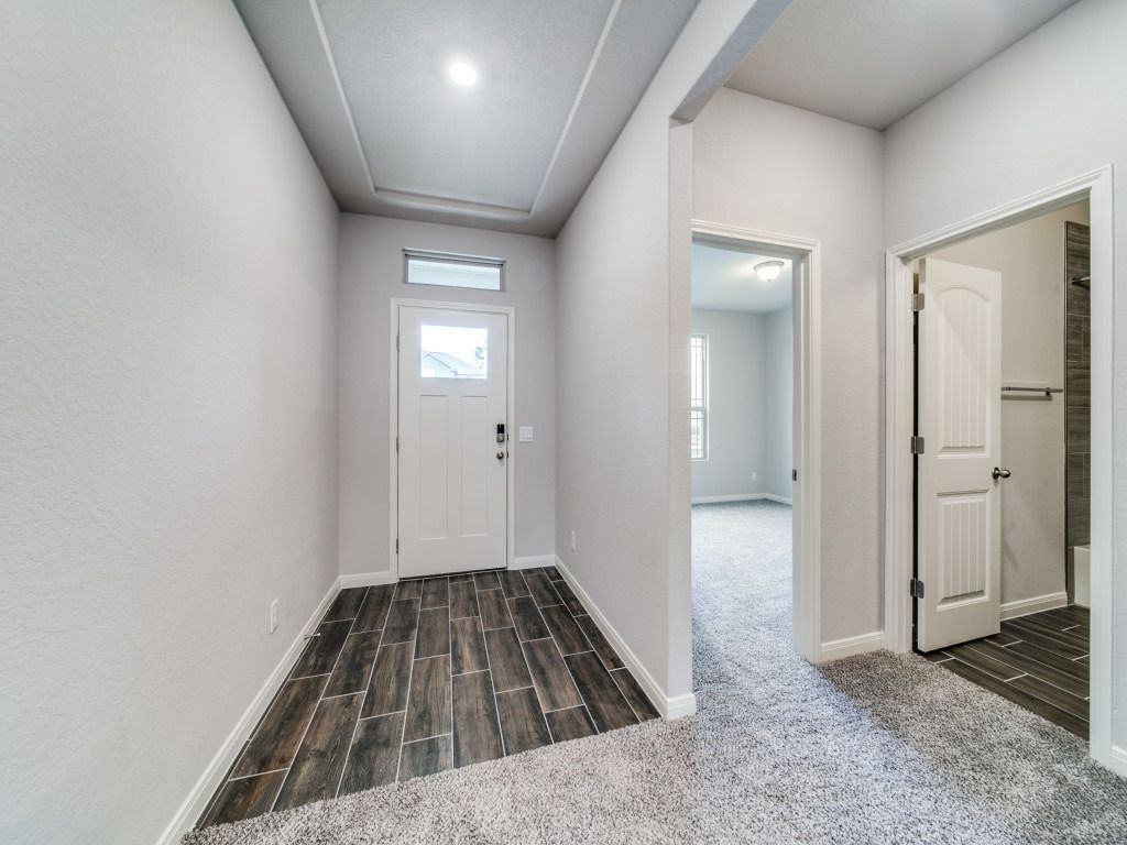 205 Stag Way - Photo 4 of 28