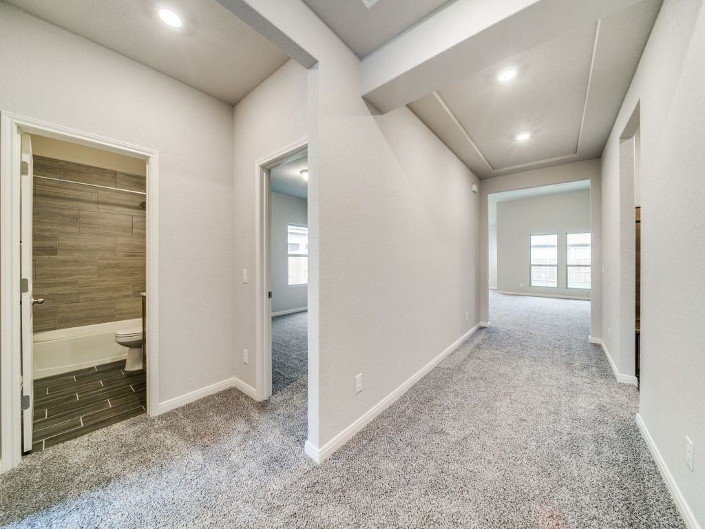 205 Stag Way - Photo 5 of 28