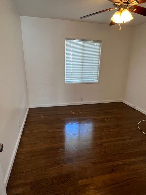 7400 Midfield Ave - Photo 6 of 13