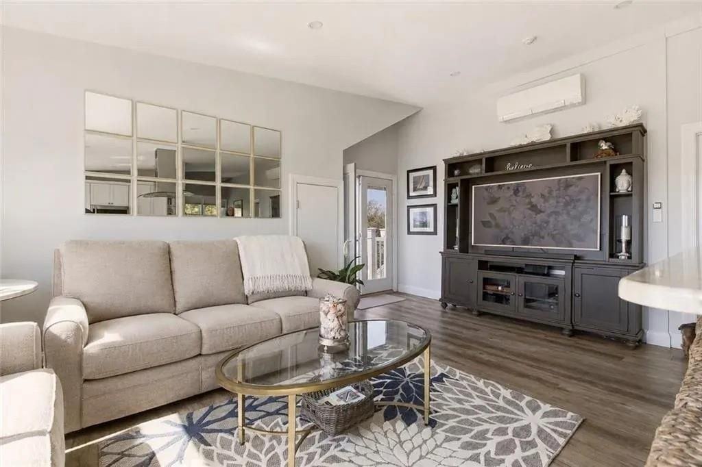 419 Broadway ##5 - Photo 7 of 29