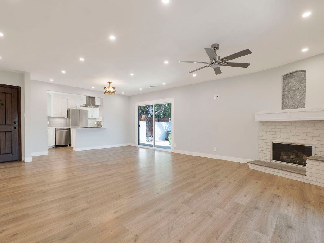 2254 Cross St - Photo 6 of 43