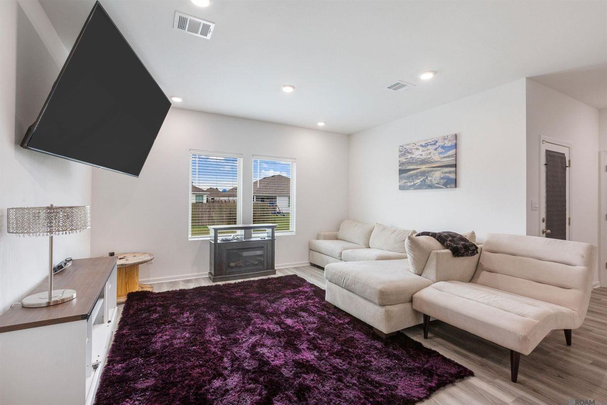 12822 Sweetleaf Ave - Photo 3 of 10