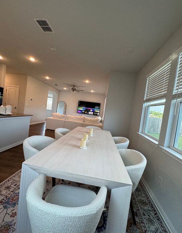 6554 Marsh Ln - Photo 3 of 4