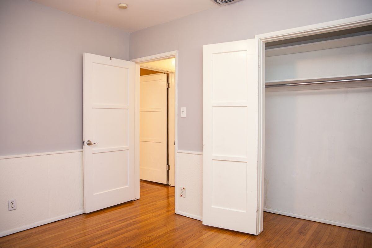 7601 Flight Ave - Photo 5 of 5