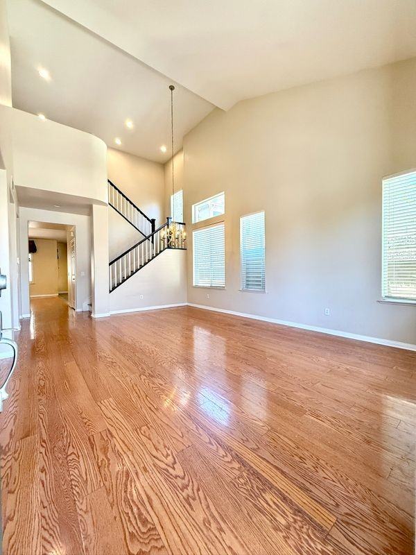 1319 Jacaranda Cir - Photo 2 of 23