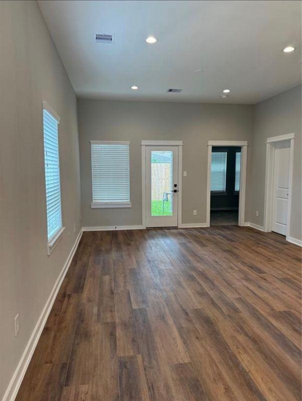 11321 Stonework Grove Ln - Photo 4 of 14