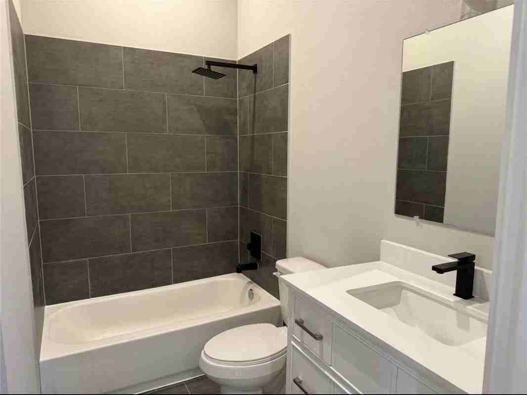 11321 Stonework Grove Ln - Photo 5 of 14