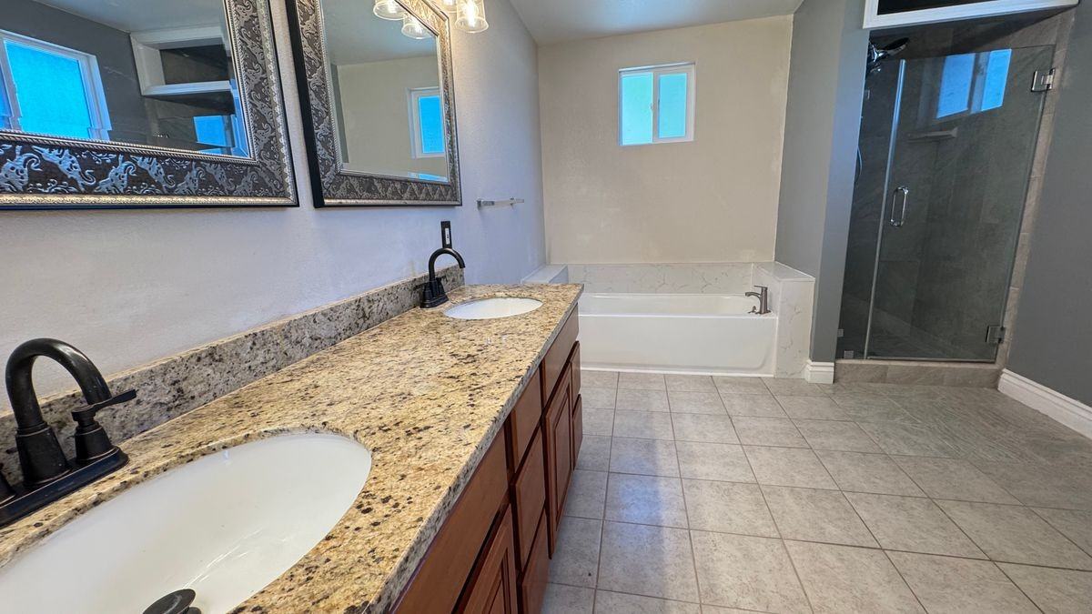 7610 Miller Ave - Photo 7 of 25