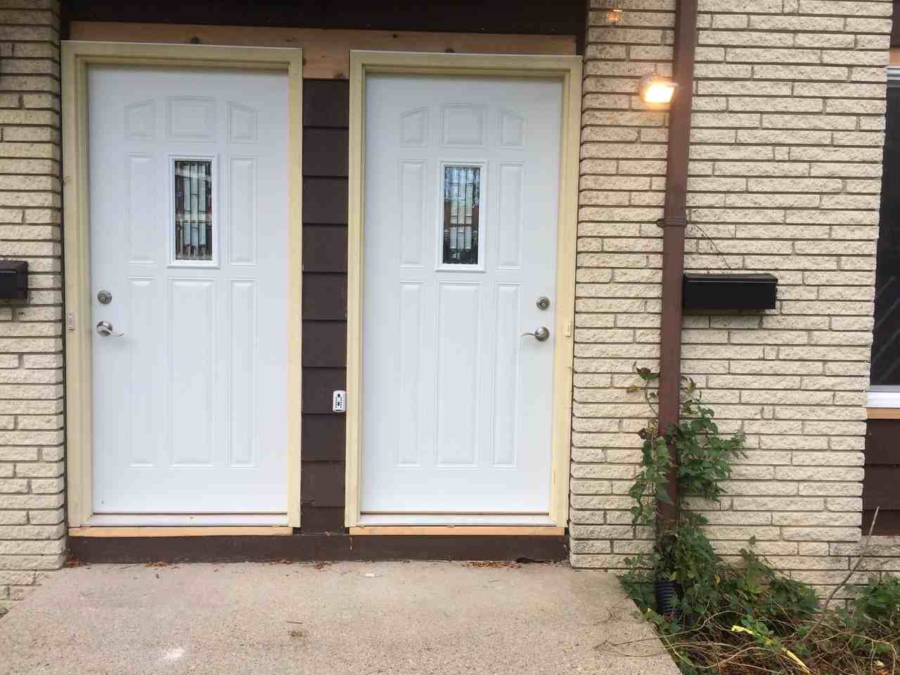 1814 Cameron Dr - Photo 4 of 14