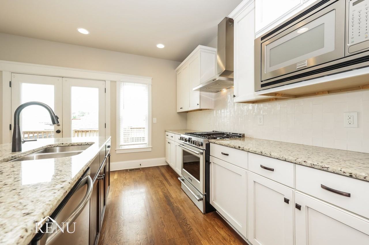954 9th Ave S - Photo 2 of 18
