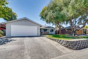 featured image of 1572 Tobias Dr