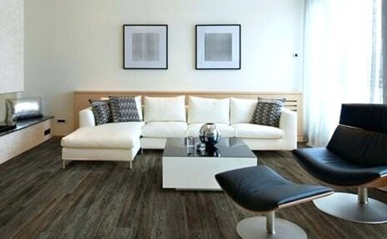 323 Eva Dr - Photo 4 of 6