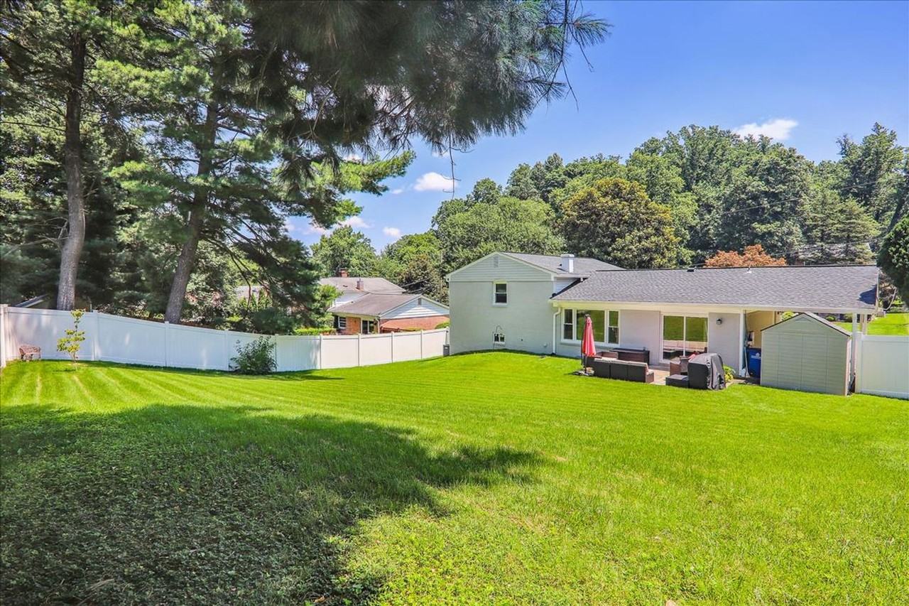 2711 Weller Rd - Photo 4 of 20
