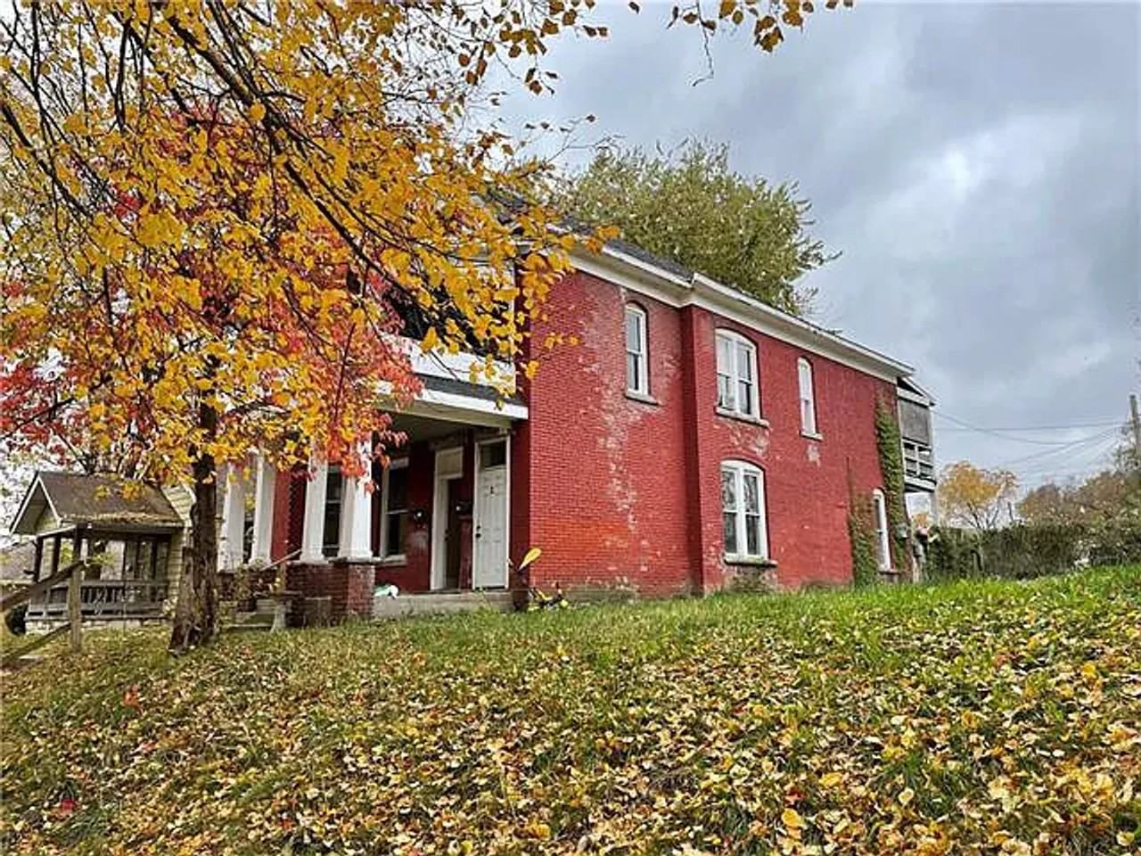 814 Elmwood Ave - Photo 2 of 16