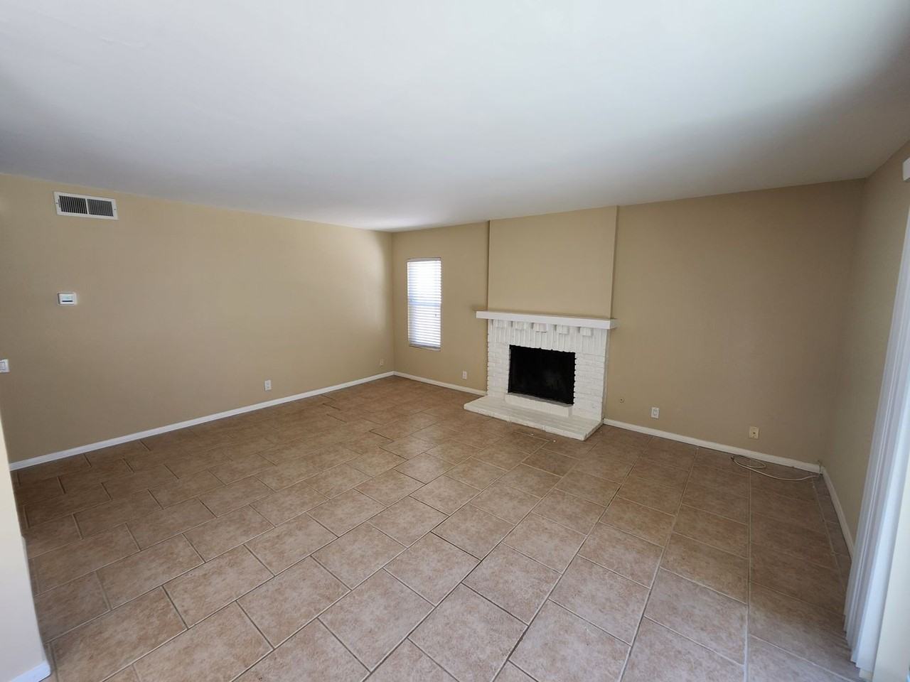 12845 War Horse St - Photo 4 of 19